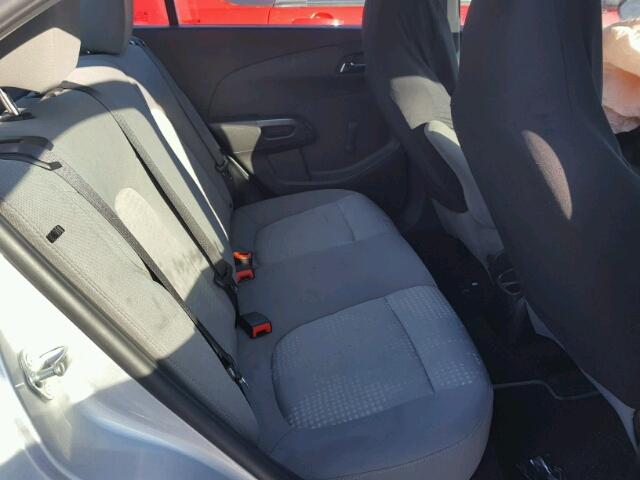 1G1JB5SH9C4228261 - 2012 CHEVROLET SONIC LS 银色 照片 6