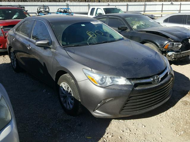 4T4BF1FK8FR513344 - 2015 TOYOTA CAMRY LE ნაცრისფერი ფოტო 1