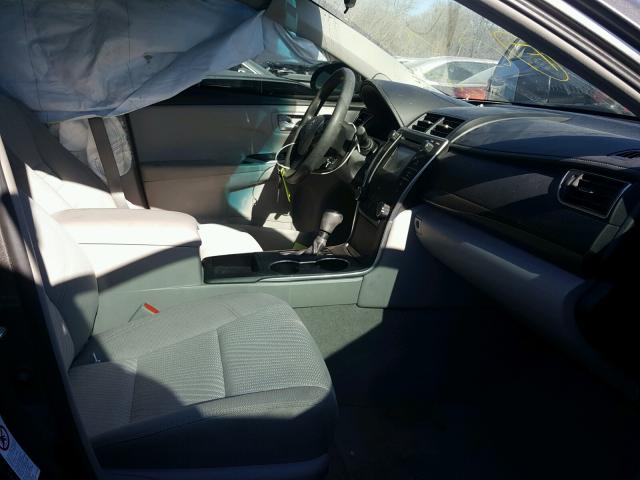 4T4BF1FK8FR513344 - 2015 TOYOTA CAMRY LE ნაცრისფერი ფოტო 5