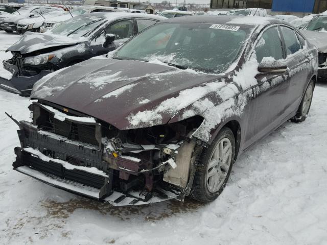 3FA6P0HR6DR220117 - 2013 FORD FUSION SE BURGUNDY photo 2