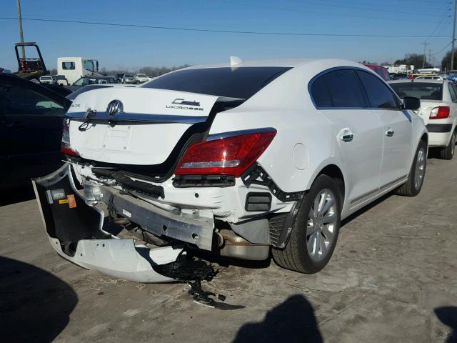 1G4GB5G31GF126005 - 2016 BUICK LACROSSE WHITE photo 4