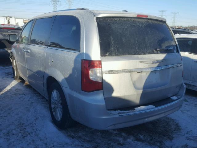 2C4RC1GG7CR377152 - 2012 CHRYSLER TOWN & COU SILVER photo 3