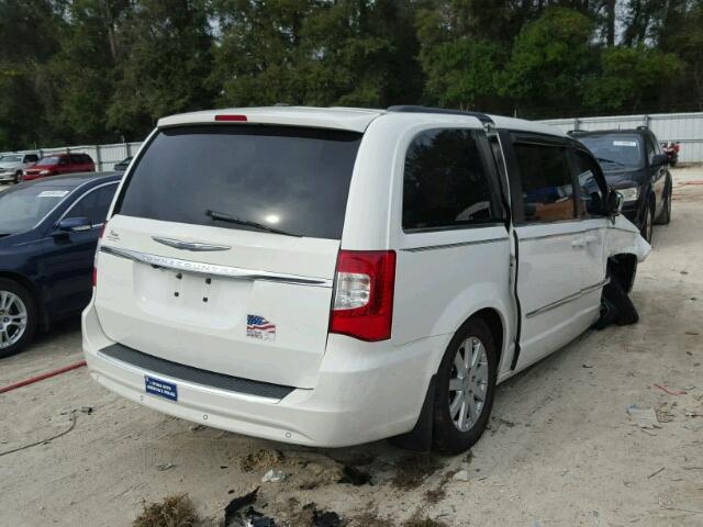 2A4RR8DG6BR704483 - 2011 CHRYSLER TOWN & COU WHITE photo 4