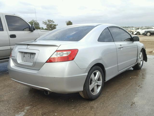 2HGFG12838H536075 - 2008 HONDA CIVIC EX SILVER photo 4