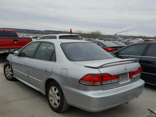 JHMCG55651C024246 - 2001 HONDA ACCORD EX SILVER photo 3