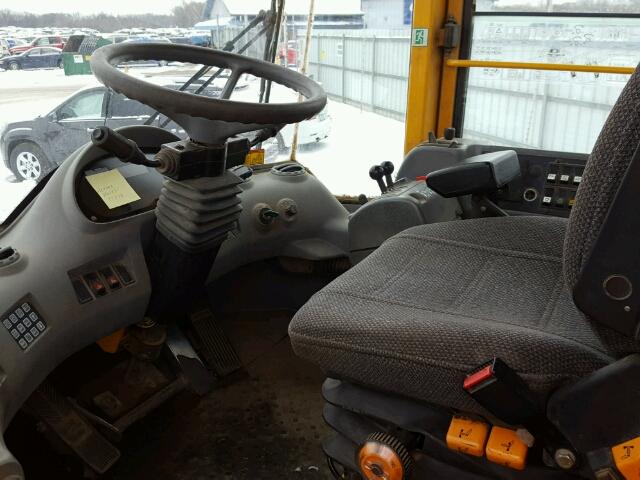 L90EV67145 - 2005 VOLVO L90E Q/C YELLOW photo 5