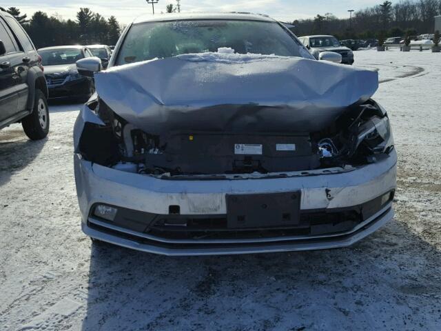 3VWD17AJ3FM215227 - 2015 VOLKSWAGEN JETTA SE SILVER photo 9