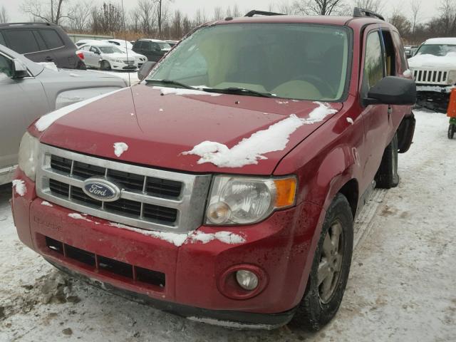1FMCU03739KD07699 - 2009 FORD ESCAPE XLT RED photo 2