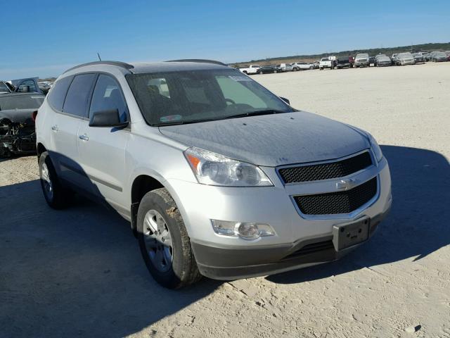 1GNKREED0BJ154431 - 2011 CHEVROLET TRAVERSE L SILVER photo 1