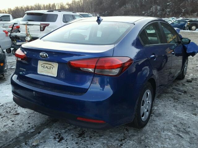 3KPFL4A72HE048557 - 2017 KIA FORTE LX BLUE photo 4