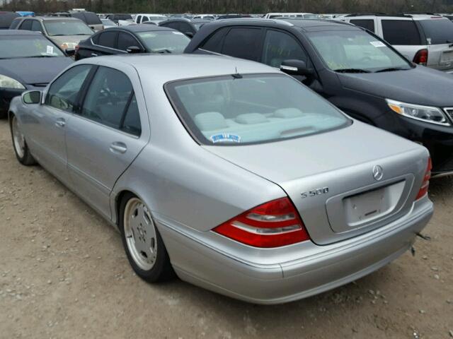 WDBNG75J8YA099389 - 2000 MERCEDES-BENZ S 500 SILVER photo 3