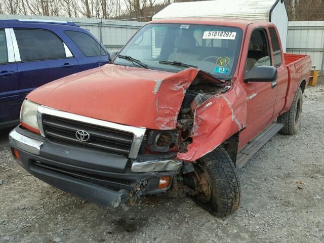 5TEWN72NXYZ716462 - 2000 TOYOTA TACOMA XTR RED photo 2