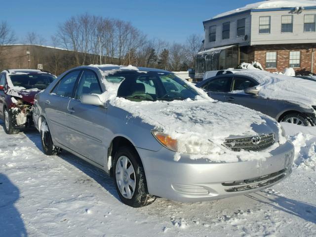 4T1BE32K64U810527 - 2004 TOYOTA CAMRY LE ვერცხლისფერი ფოტო 1