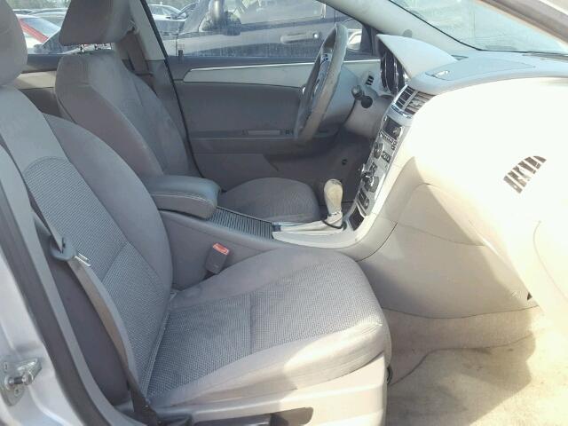 1G1ZB5EB3AF257797 - 2010 CHEVROLET MALIBU LS 银色 照片 5
