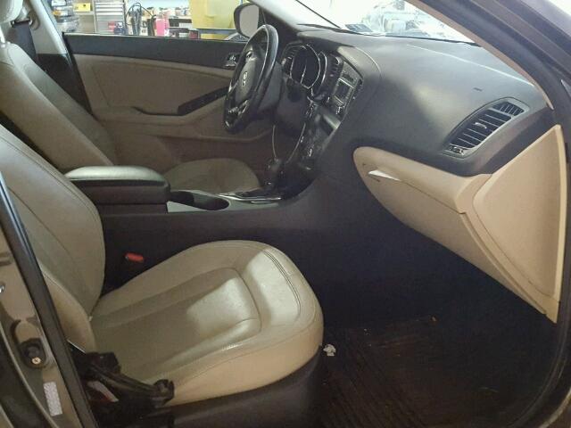 KNAGN4A65B5143166 - 2011 KIA OPTIMA EX BROWN photo 5