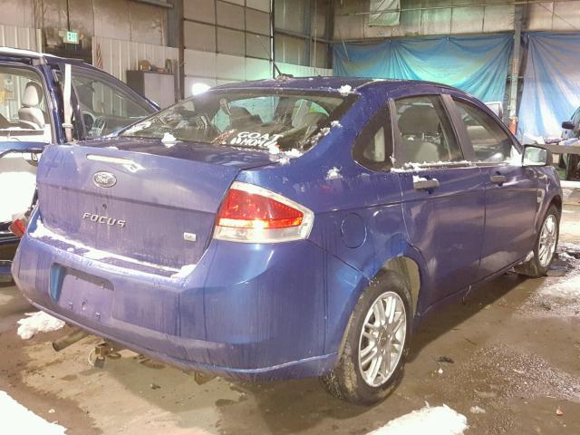 1FAHP35N58W283000 - 2008 FORD FOCUS SE BLUE photo 4