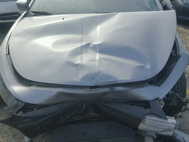 1C3CDFAAXGD505093 - 2016 DODGE DART SE SILVER photo 7