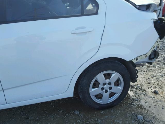 1G1JA5SH8D4133422 - 2013 CHEVROLET SONIC LS WHITE photo 9