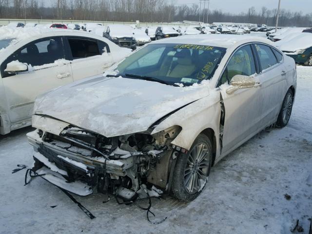 3FA6P0H90DR188846 - 2013 FORD FUSION SE WHITE photo 2