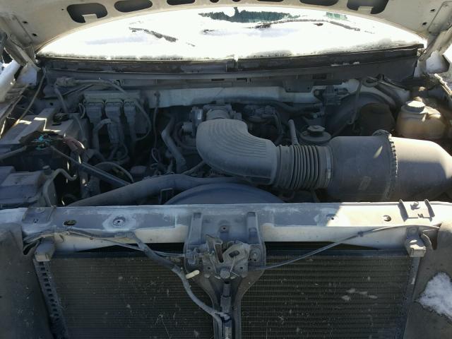 1FTRF12W65NB34132 - 2005 FORD F150 WHITE photo 7