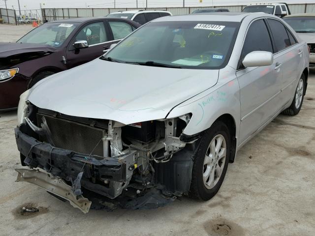 4T4BF3EK5AR065215 - 2010 TOYOTA CAMRY BASE SILVER photo 2