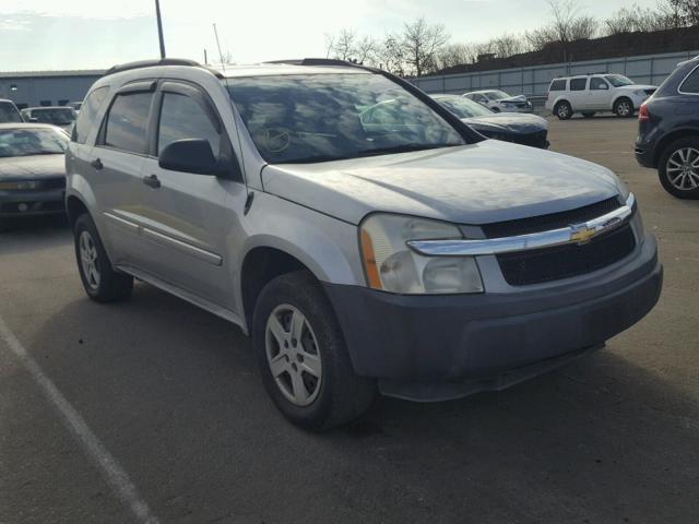 2CNDL23F256106626 - 2005 CHEVROLET EQUINOX LS SILVER photo 1