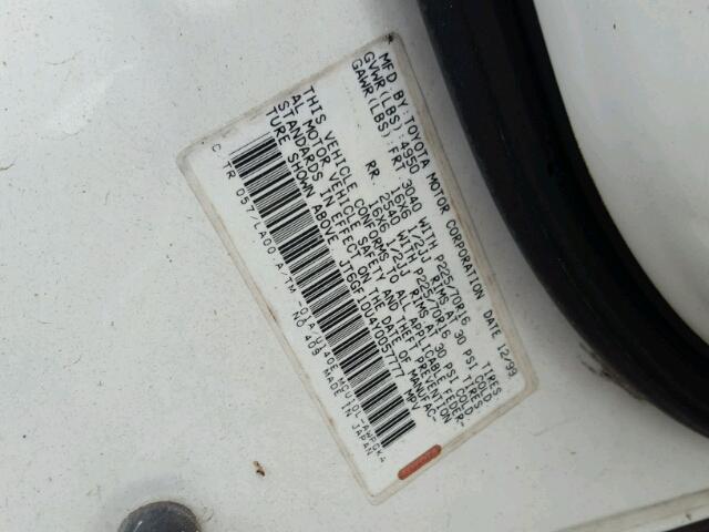 JT6GF10U4Y0057777 - 2000 LEXUS RX 300 WHITE photo 10