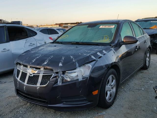 1G1PK5SB0E7438920 - 2014 CHEVROLET CRUZE LT GRAY photo 2