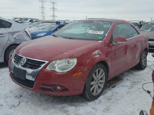 WVWAA71F88V006656 - 2008 VOLKSWAGEN EOS TURBO RED photo 2