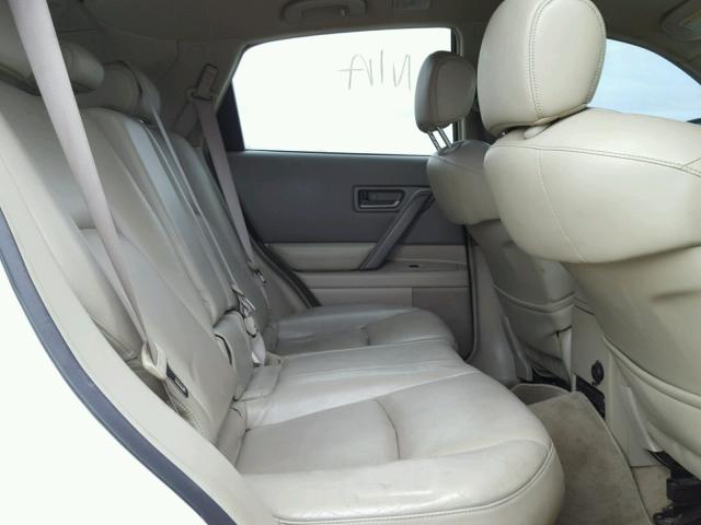 JNRAS08W45X215936 - 2005 INFINITI FX35 WHITE photo 6