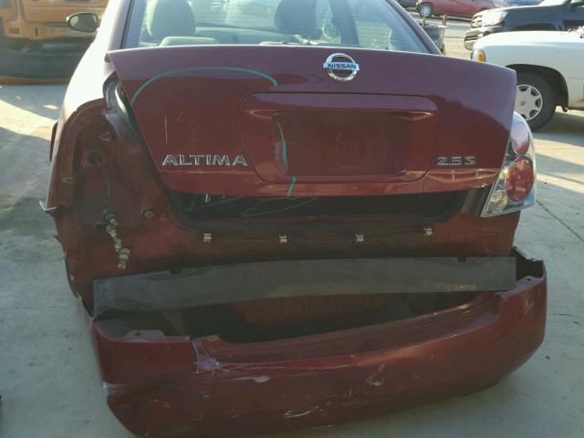 1N4AL11D05C276919 - 2005 NISSAN ALTIMA S RED photo 9