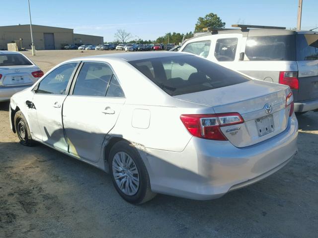 4T1BF1FK4CU014742 - 2012 TOYOTA CAMRY BASE SILVER photo 3