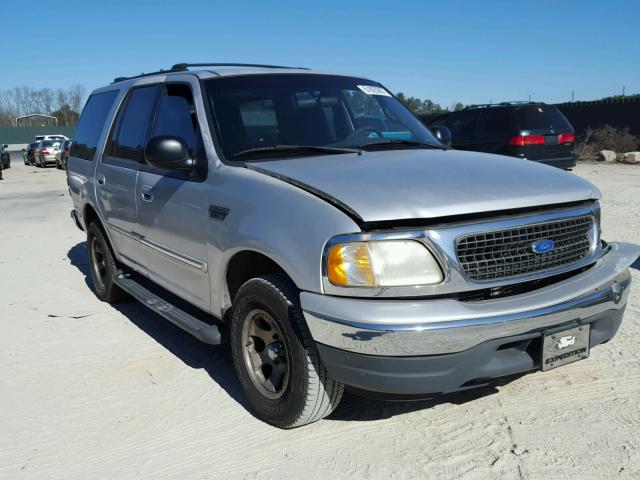 1FMRU1562YLB04803 - 2000 FORD EXPEDITION SILVER photo 1