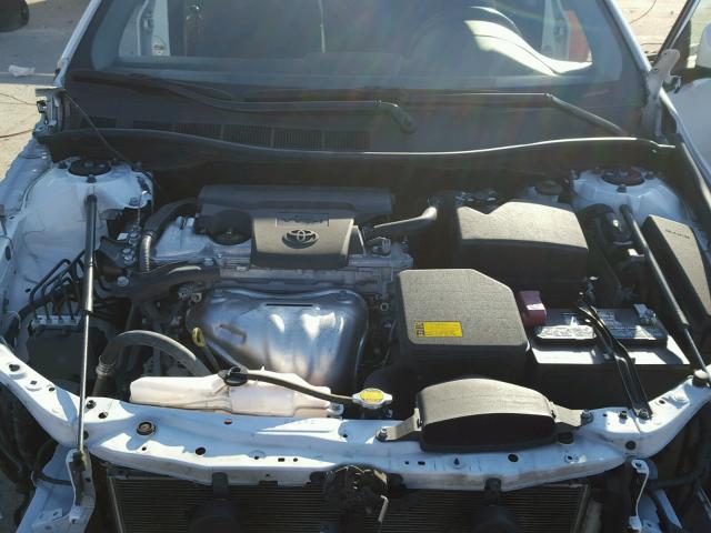 4T1BF1FK8FU904844 - 2015 TOYOTA CAMRY LE WHITE photo 7