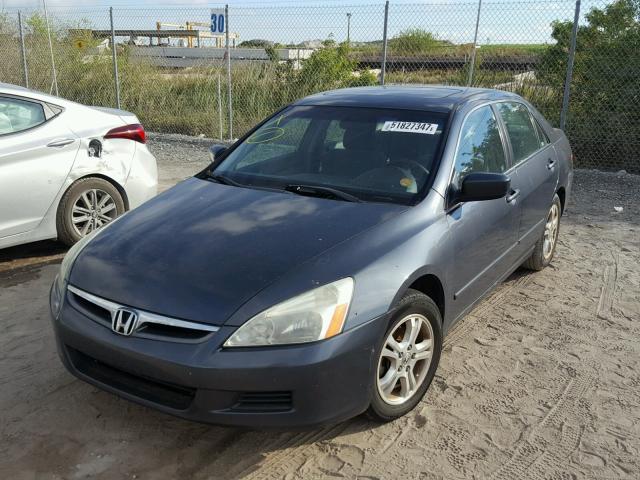 1HGCM567X6A184287 - 2006 HONDA ACCORD EX GRAY photo 2