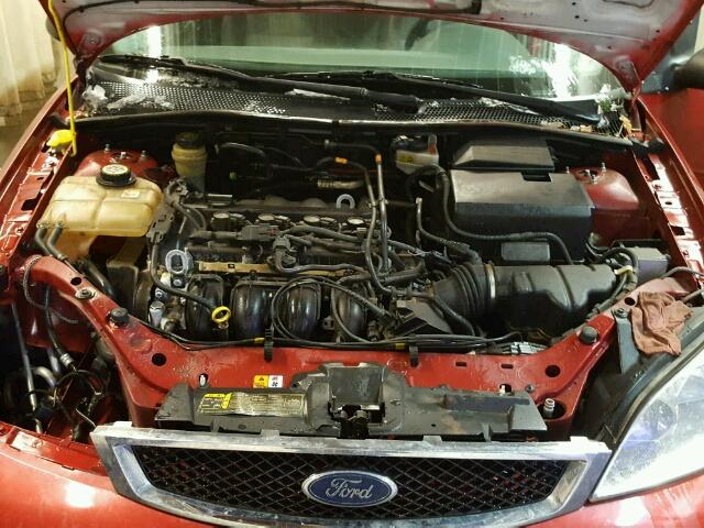 1FAFP36NX5W291224 - 2005 FORD FOCUS ZXW RED photo 7