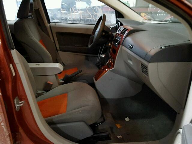 1B3HB48B17D304159 - 2007 DODGE CALIBER SX ORANGE photo 5