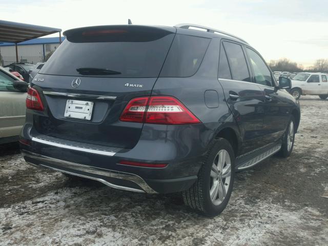 4JGDA5HB4CA064652 - 2012 MERCEDES-BENZ ML 350 4MA GRAY photo 4