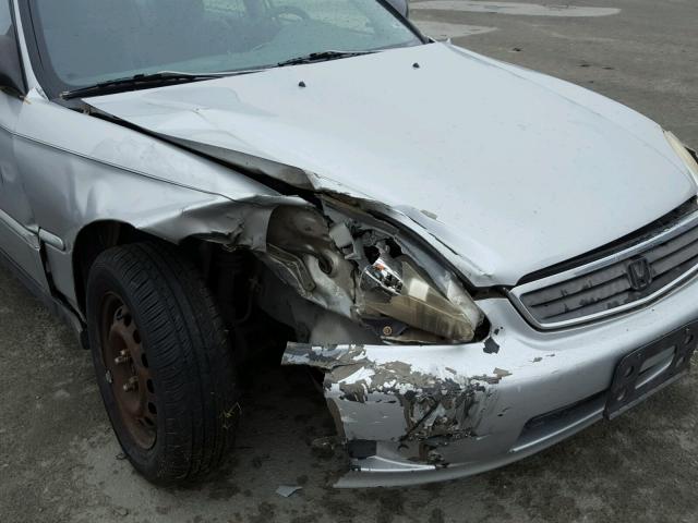 2HGEJ6611XH530765 - 1999 HONDA CIVIC BASE 银色 照片 9