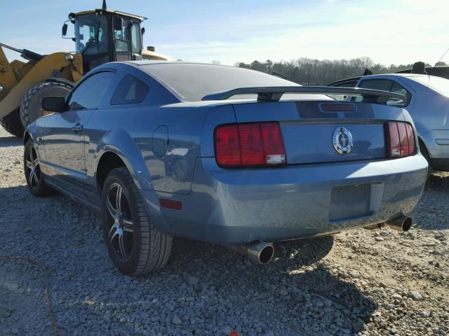 1ZVFT80N755212266 - 2005 FORD MUSTANG BLUE photo 3