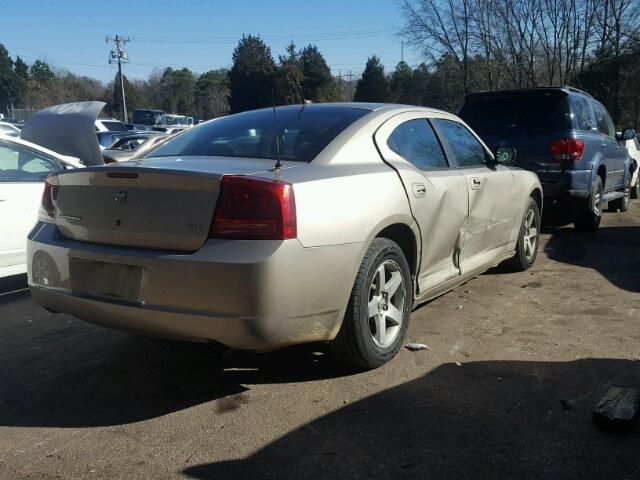 2B3KA33G88H214503 - 2008 DODGE CHARGER SX GOLD photo 4