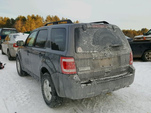 1FMCU9D76BKA76094 - 2011 FORD ESCAPE XLT GRAY photo 3