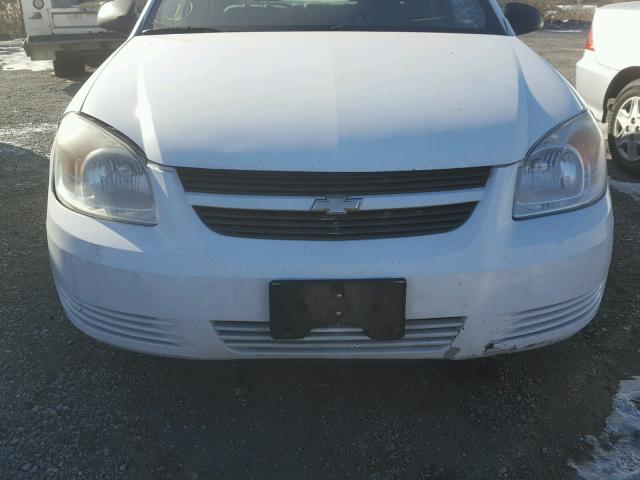 1G1AK58H197205801 - 2009 CHEVROLET COBALT LS WHITE photo 9