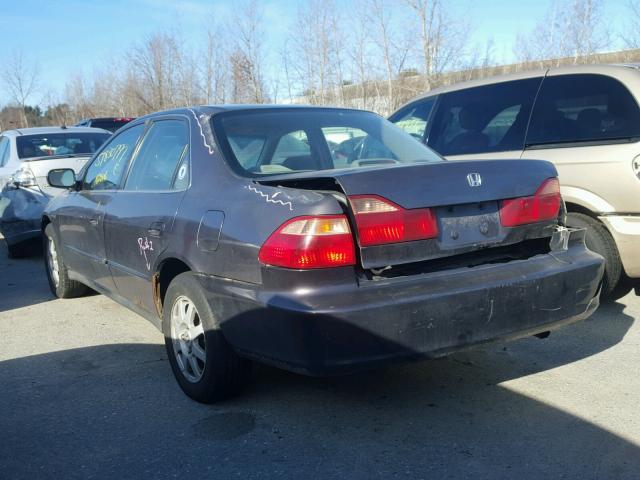 1HGCG6655XA132918 - 1999 HONDA ACCORD LX GRAY photo 3