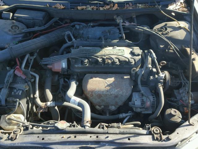 1HGCG6655XA132918 - 1999 HONDA ACCORD LX GRAY photo 7