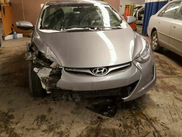 KMHDH4AE2FU279475 - 2015 HYUNDAI ELANTRA SE GRAY photo 9