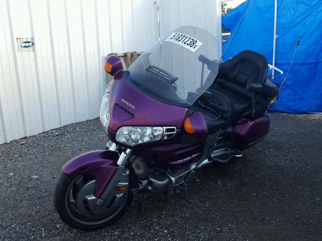 1HFSC47024A301565 - 2004 HONDA GL1800 PURPLE photo 2