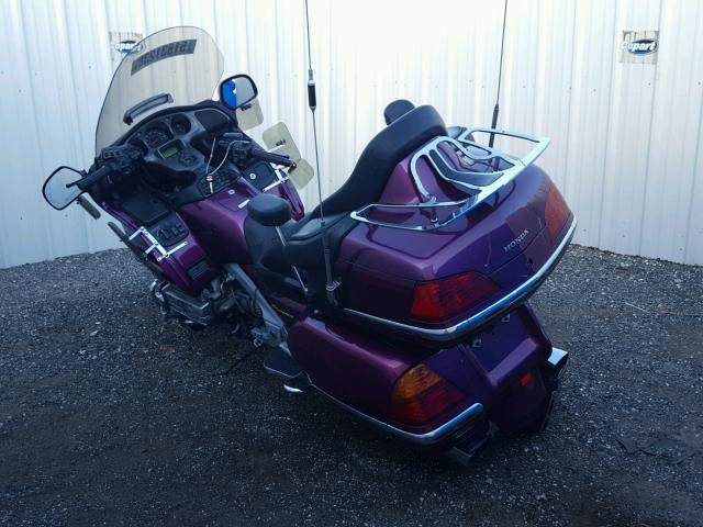 1HFSC47024A301565 - 2004 HONDA GL1800 PURPLE photo 3