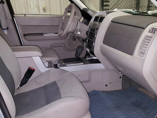 1FMCU93128KB64873 - 2008 FORD ESCAPE XLT SILVER photo 5