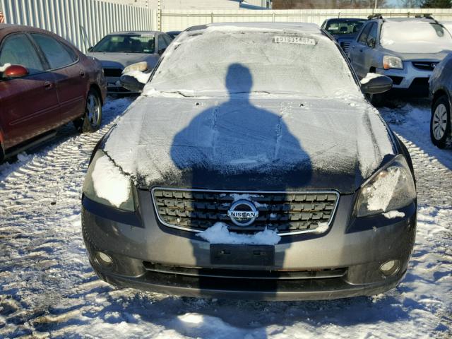 1N4AL11D45N401764 - 2005 NISSAN ALTIMA S BLACK photo 9